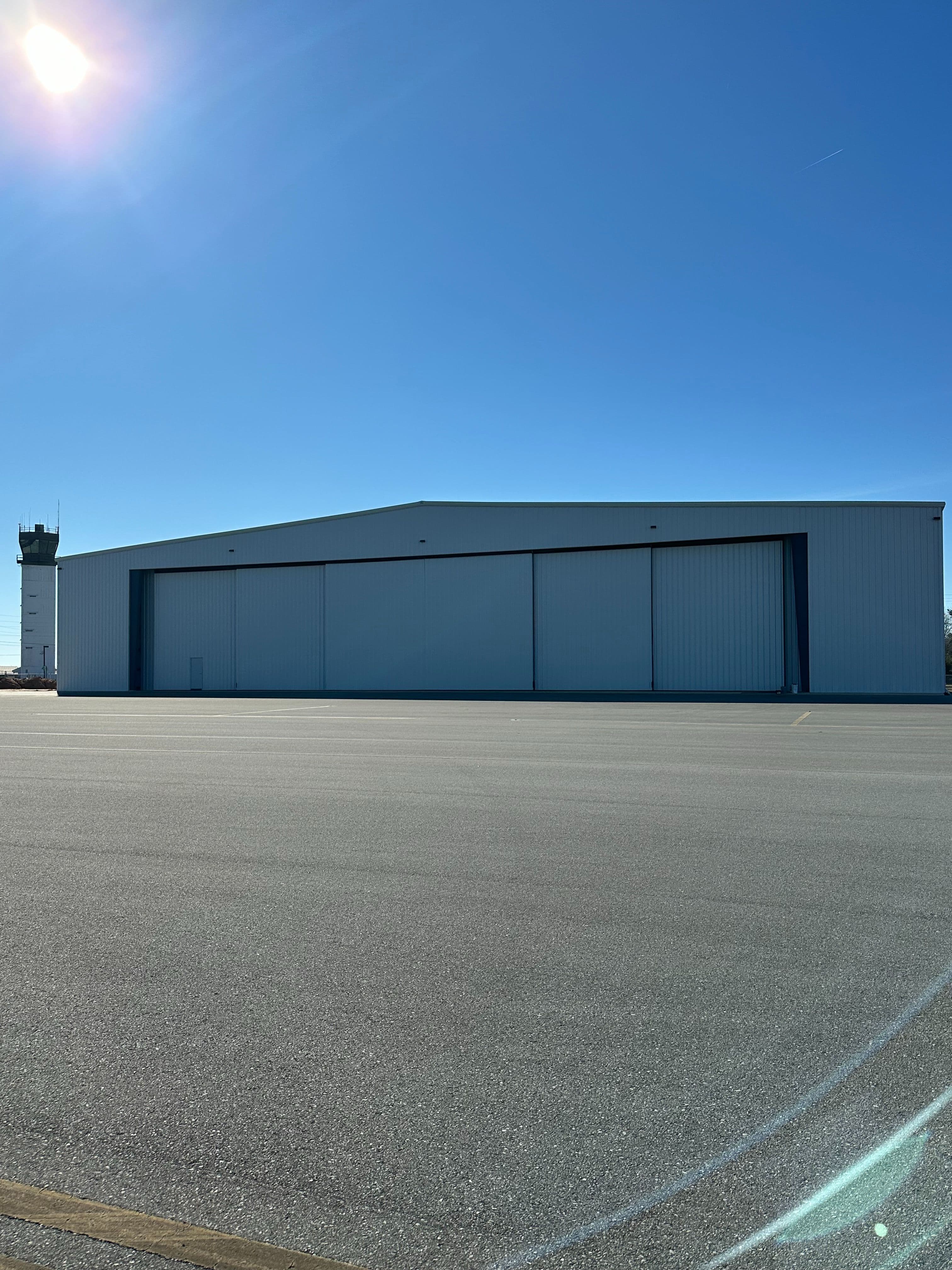 hangar popup image 2