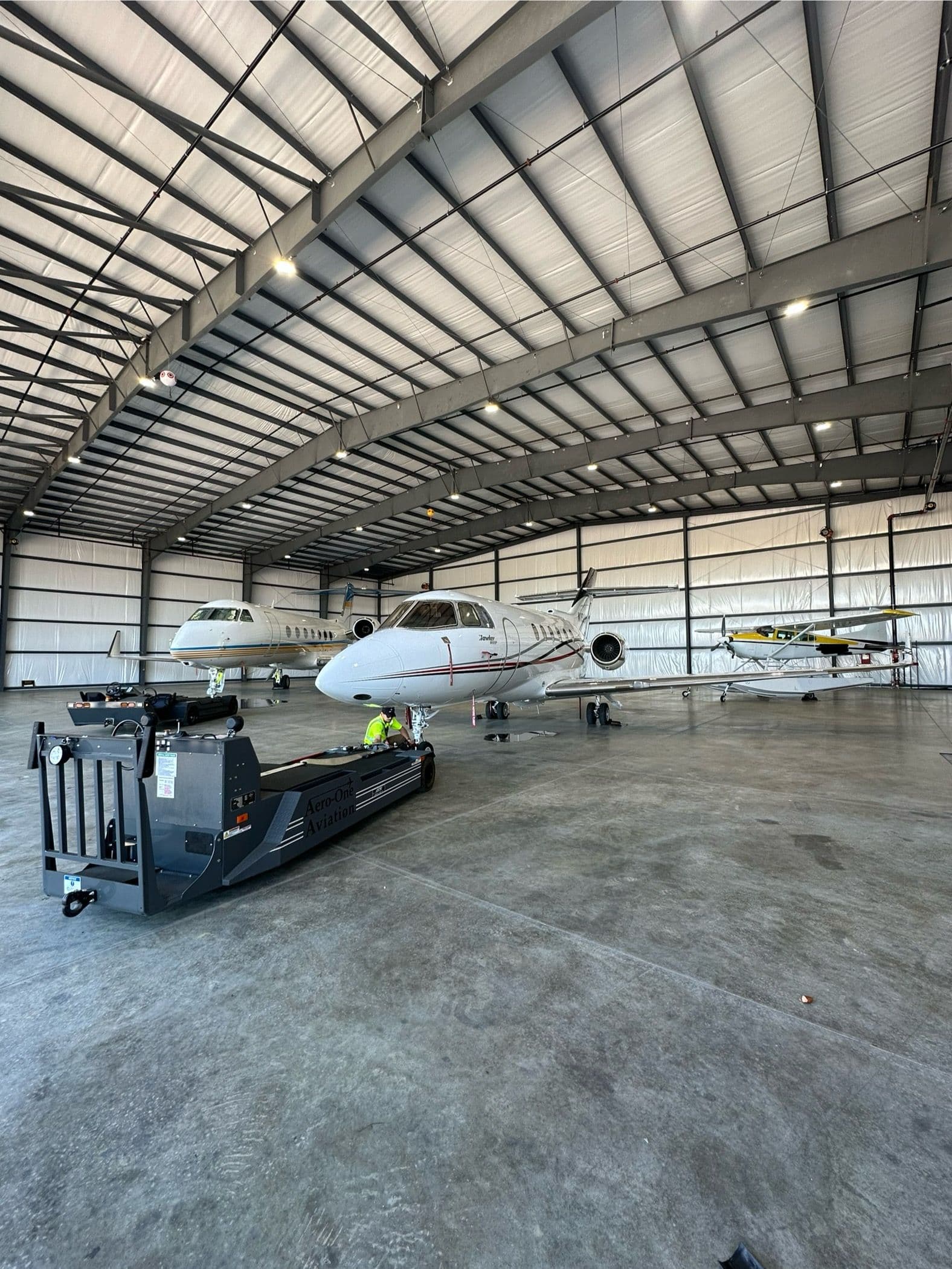 hangar popup image 5