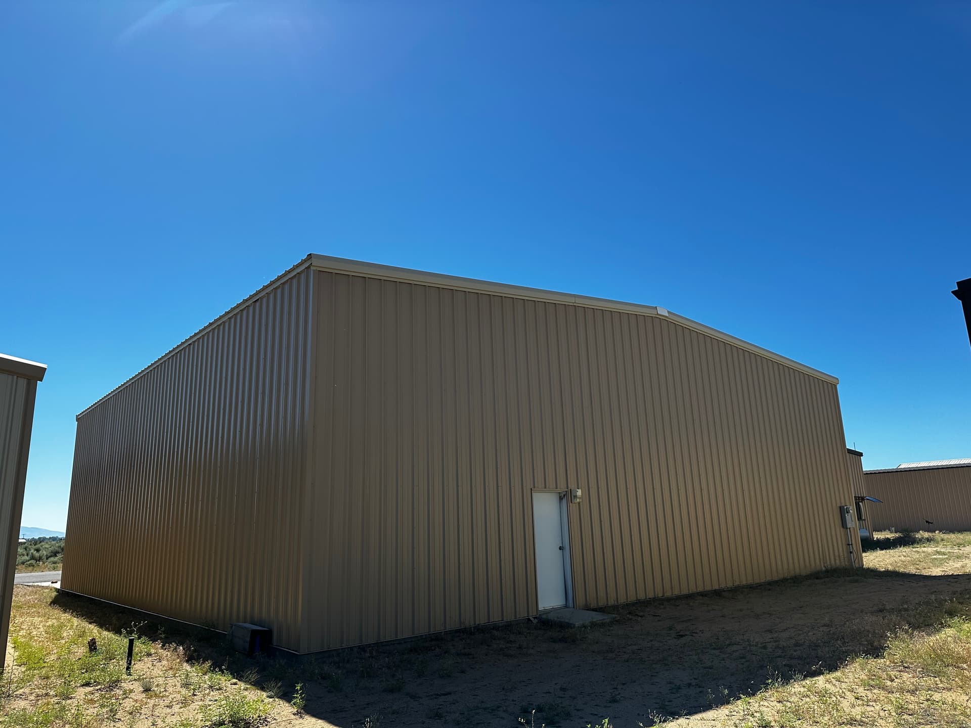 hangar popup image 5