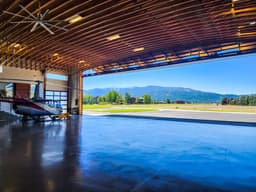 hangar popup image 1