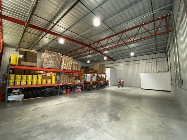 hangar popup image 3