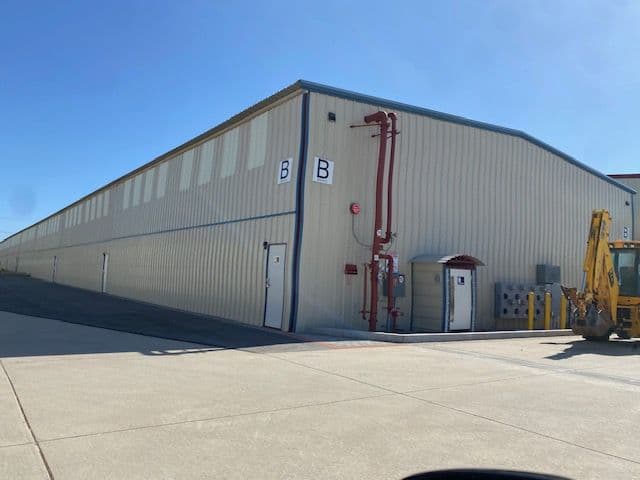 hangar popup image 4