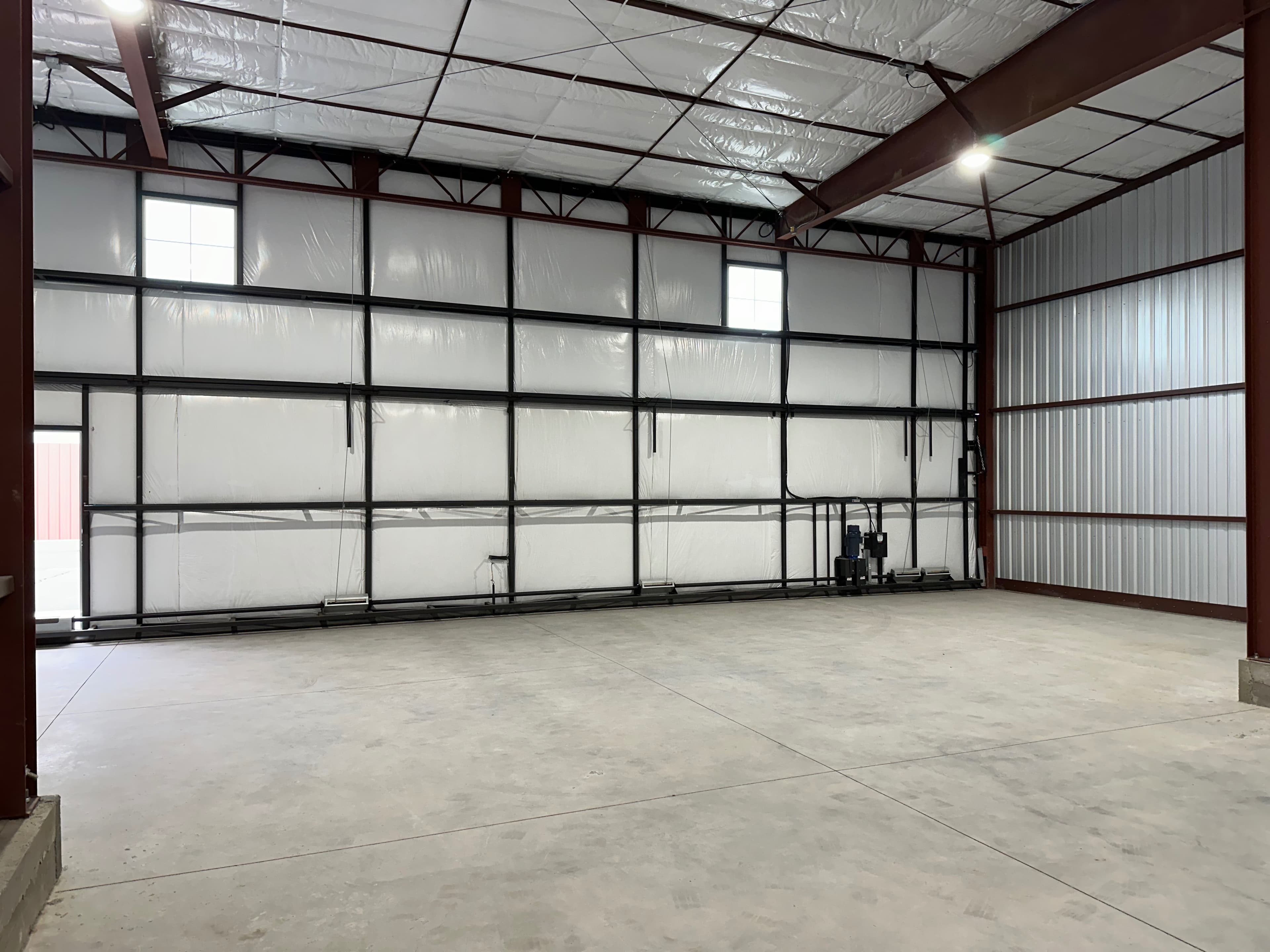 hangar popup image 1