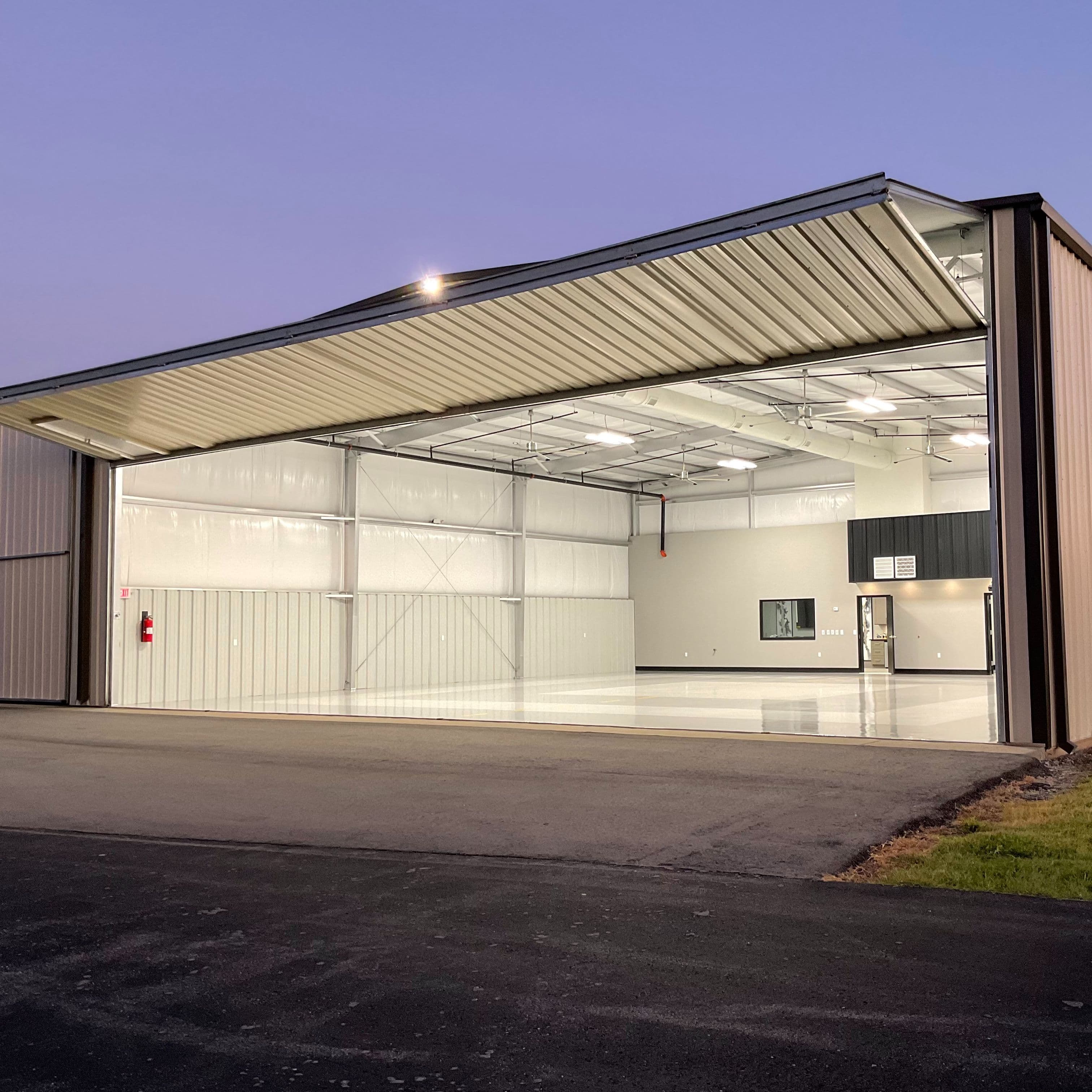 hangar popup image 1