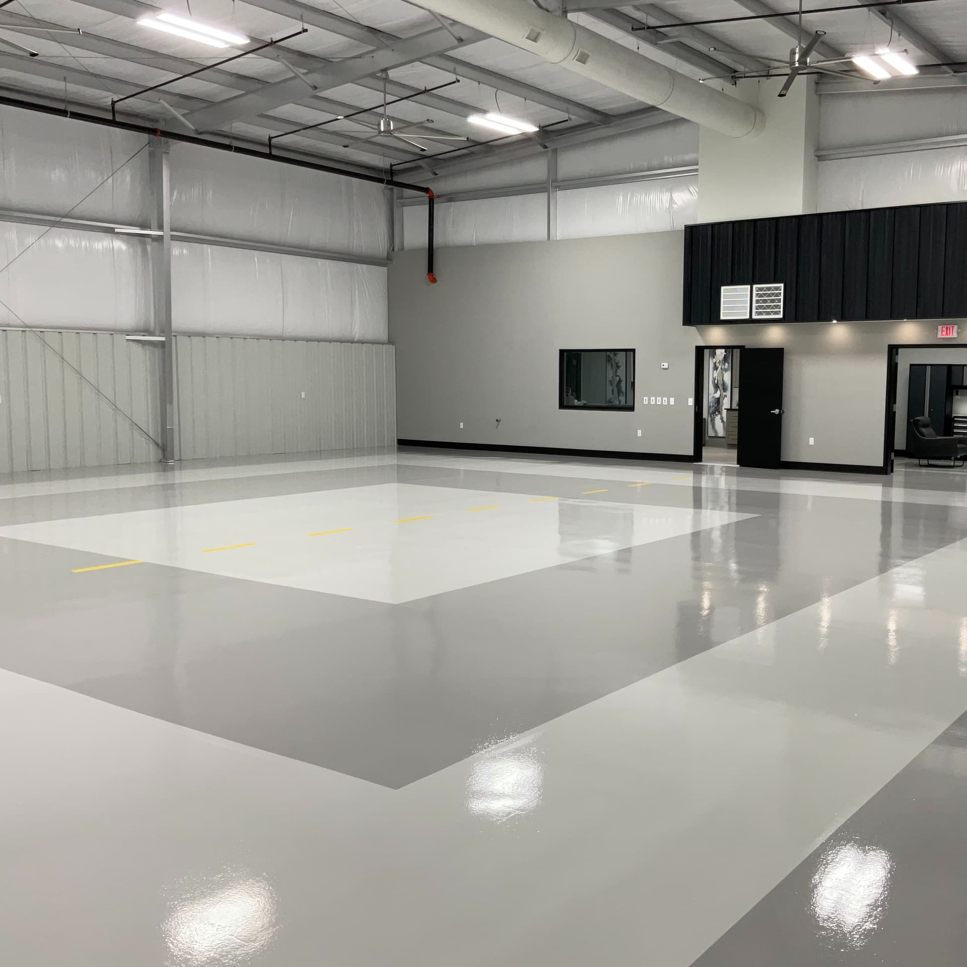 hangar popup image 2