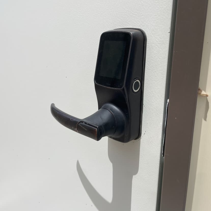 hangar popup image 5