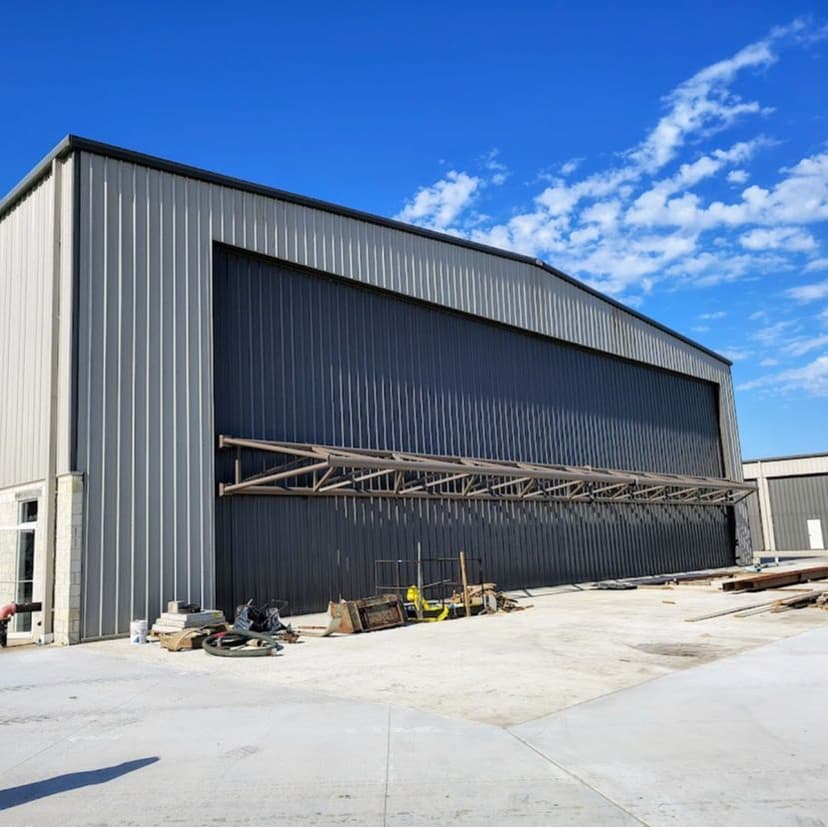 hangar popup image 2