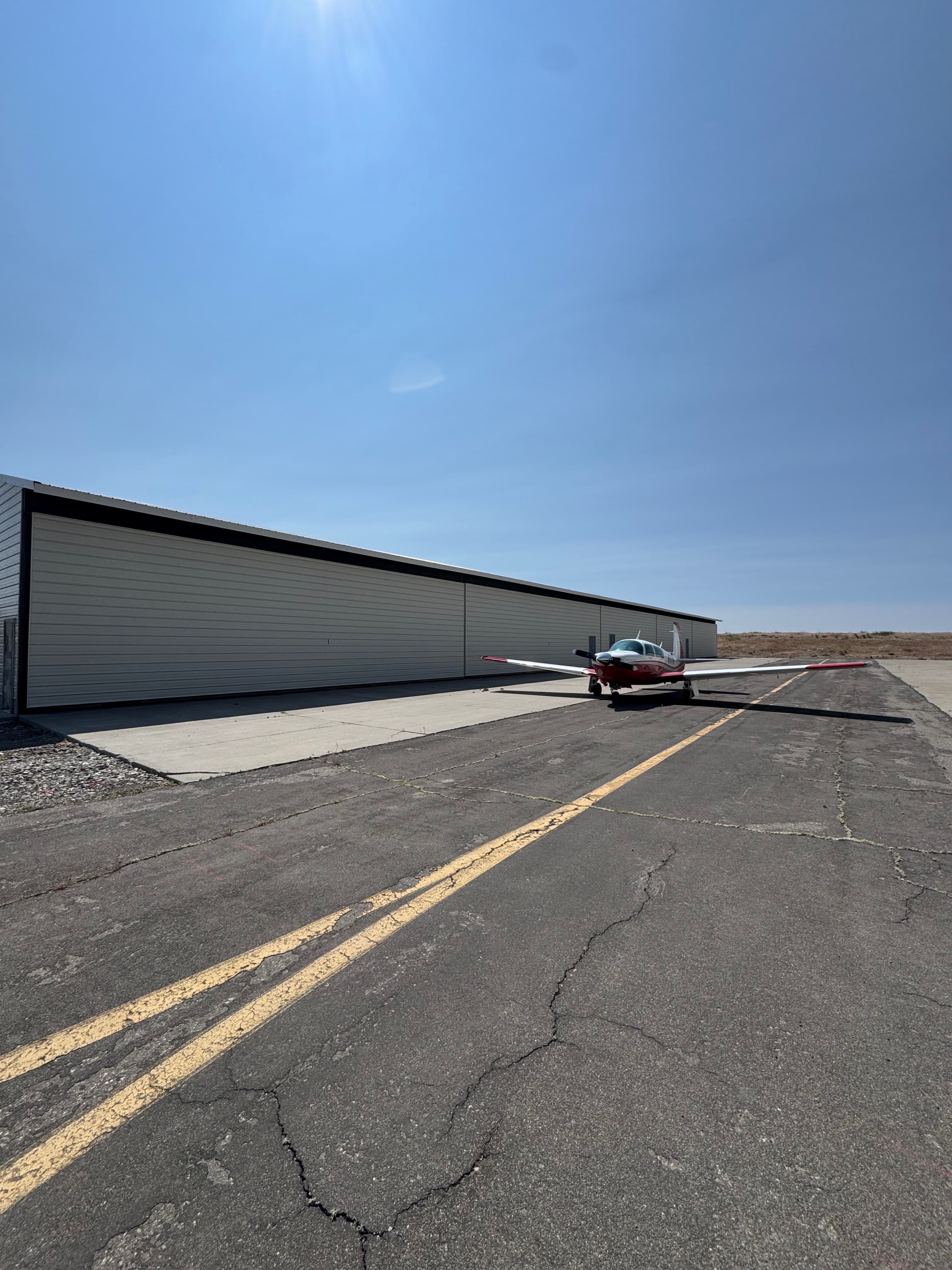 hangar popup image 1