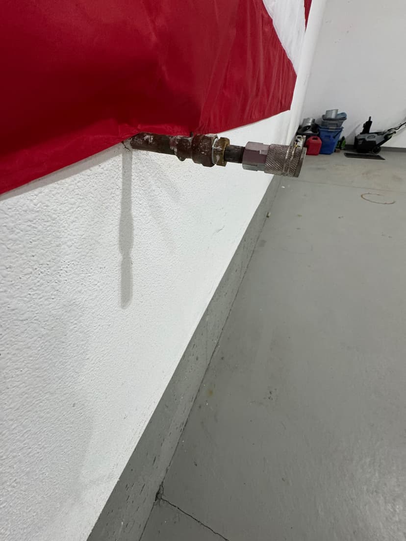 hangar popup image 4