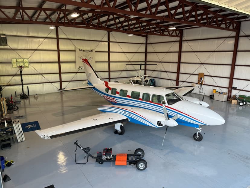 hangar popup image 4