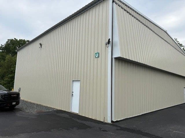 hangar popup image 11