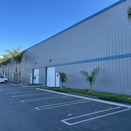 hangar popup image 6
