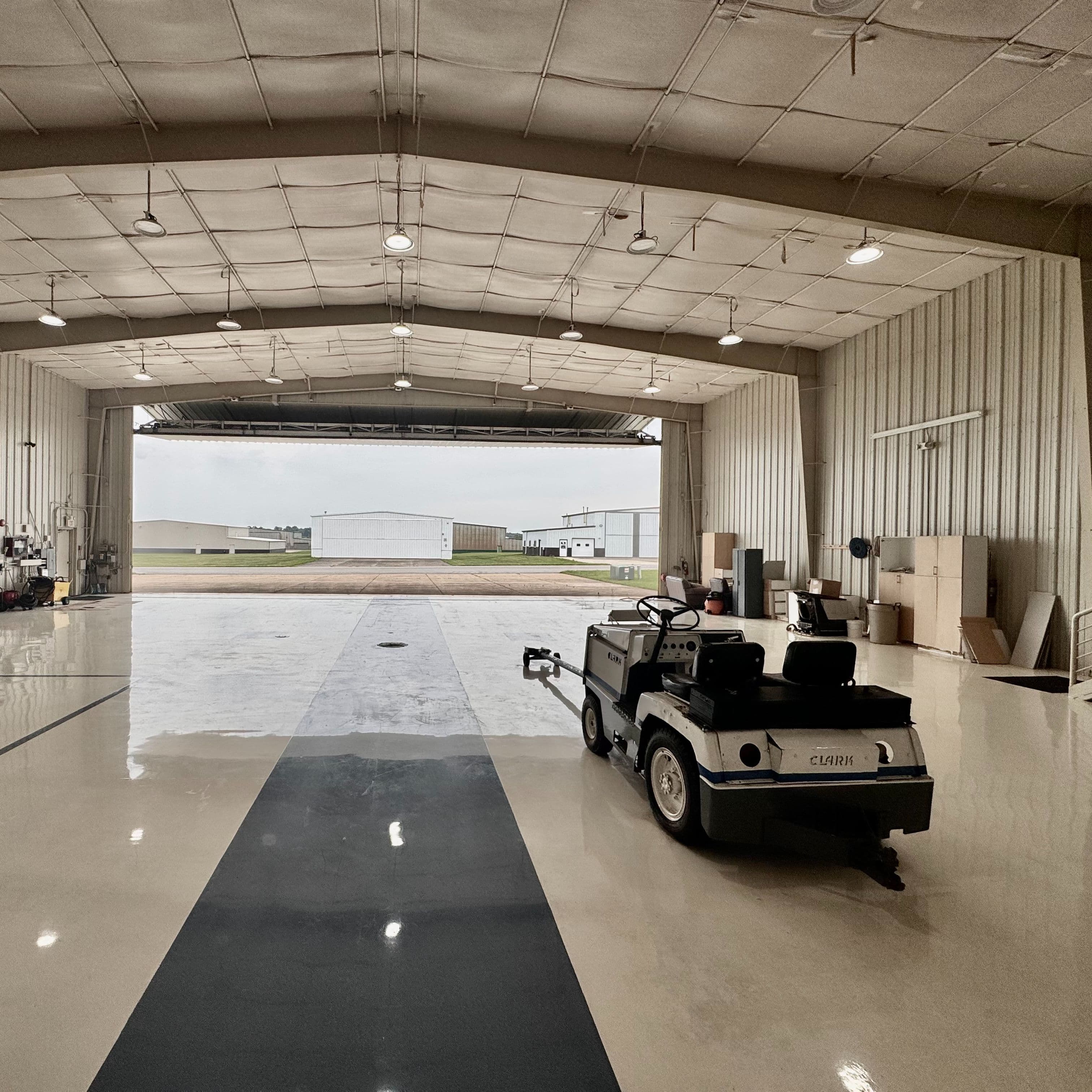 hangar popup image 1