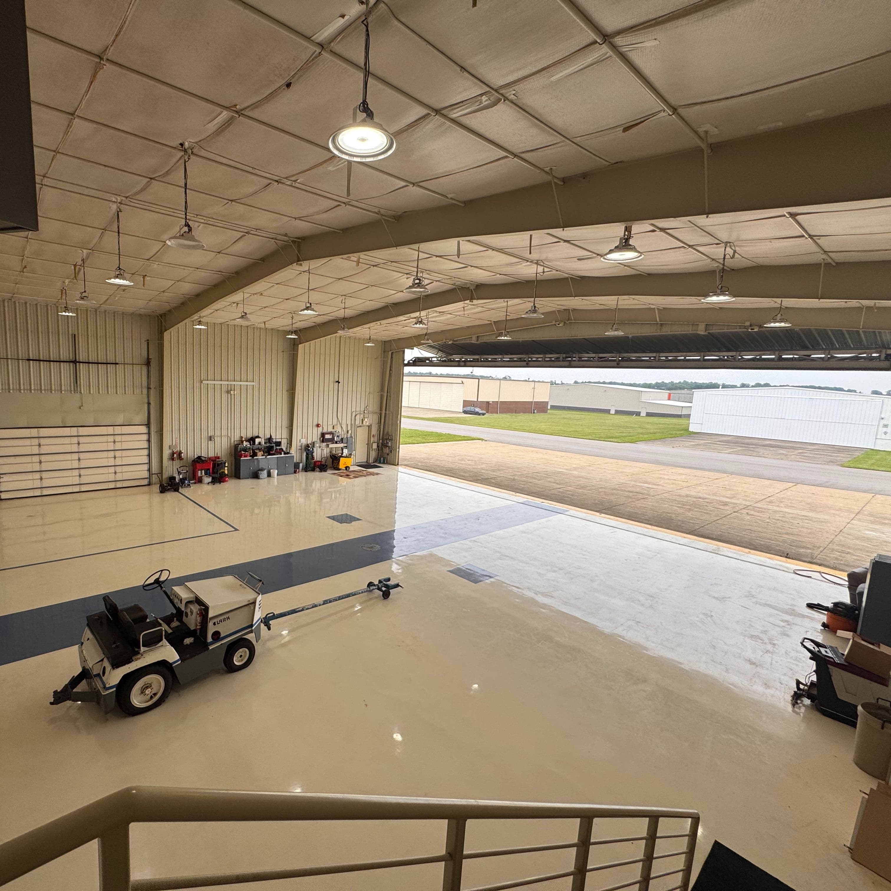 hangar popup image 2