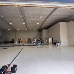hangar popup image 9