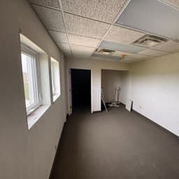 hangar popup image 10