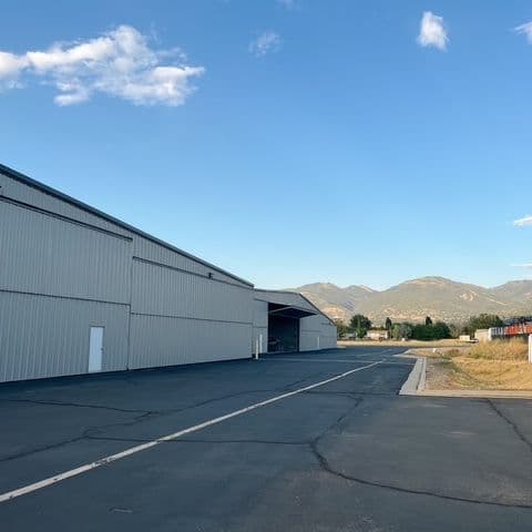 hangar popup image 2
