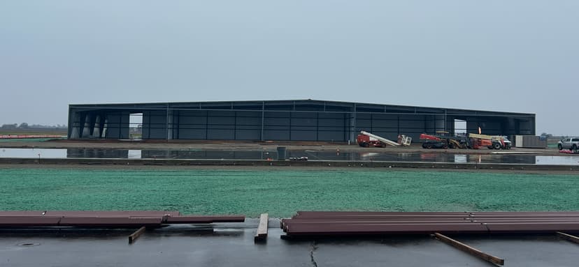 hangar popup image 8