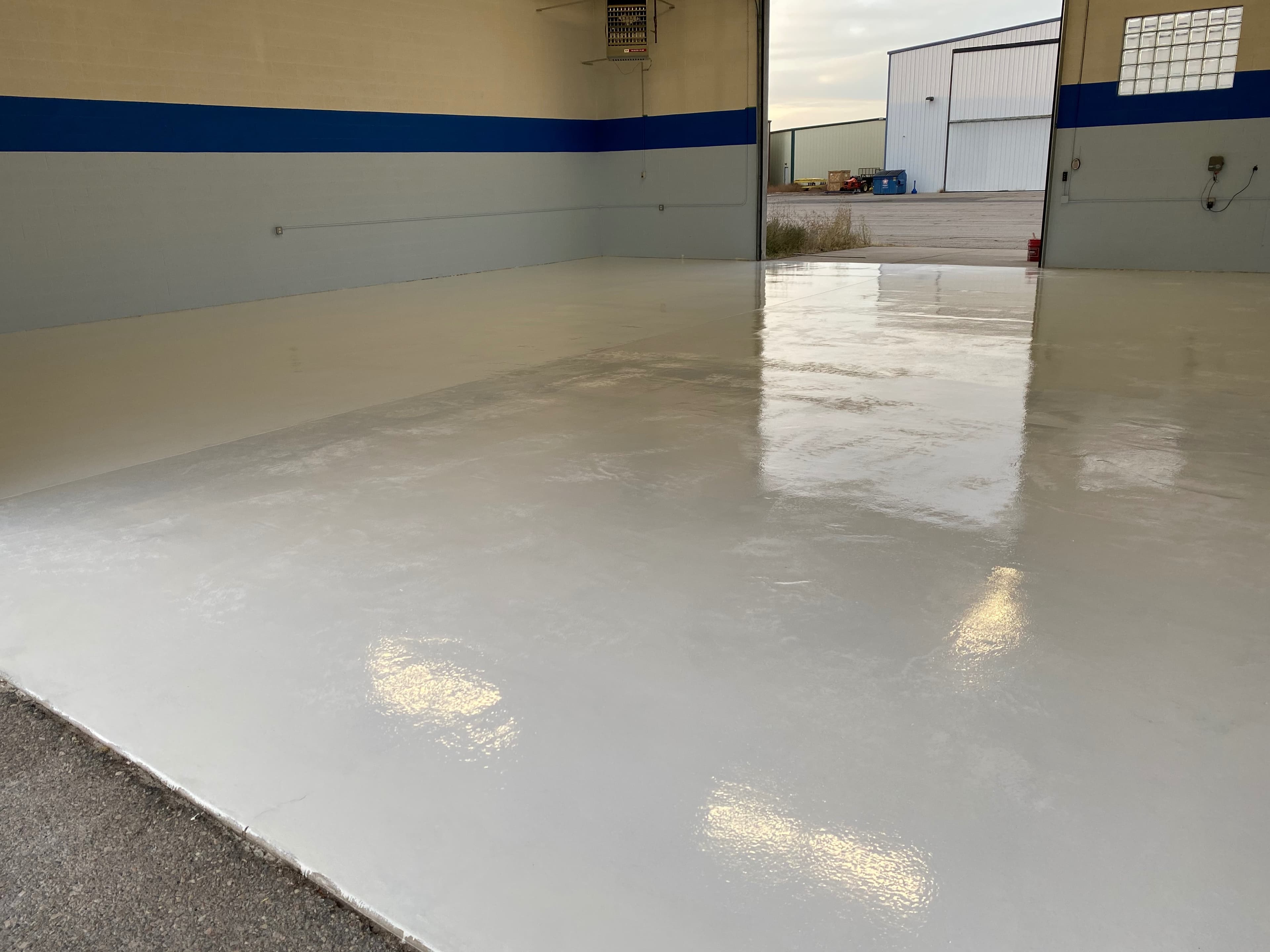 Commercial Hangar with attached Office 2
