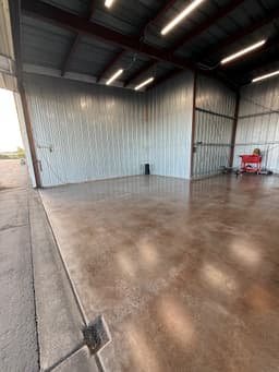 hangar popup image 5
