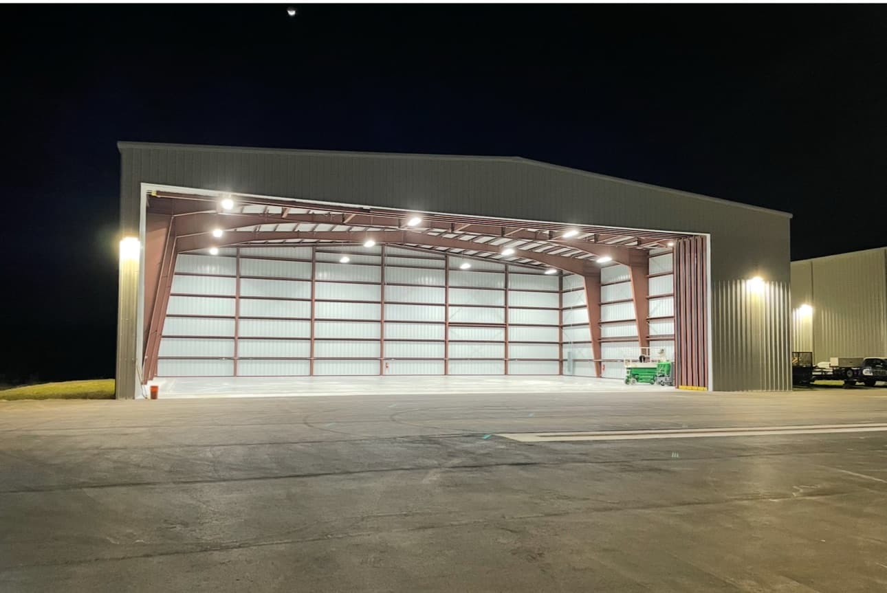 Private hangar in  2