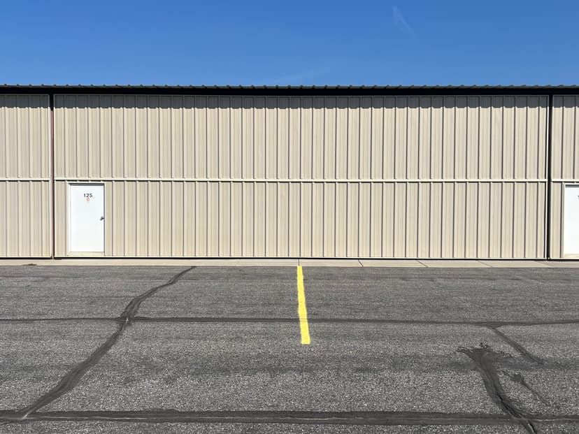 hangar popup image 7