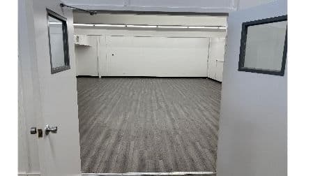 Hangar and Office Space 1