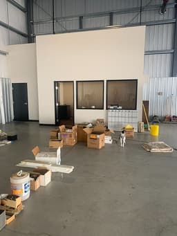 hangar popup image 1