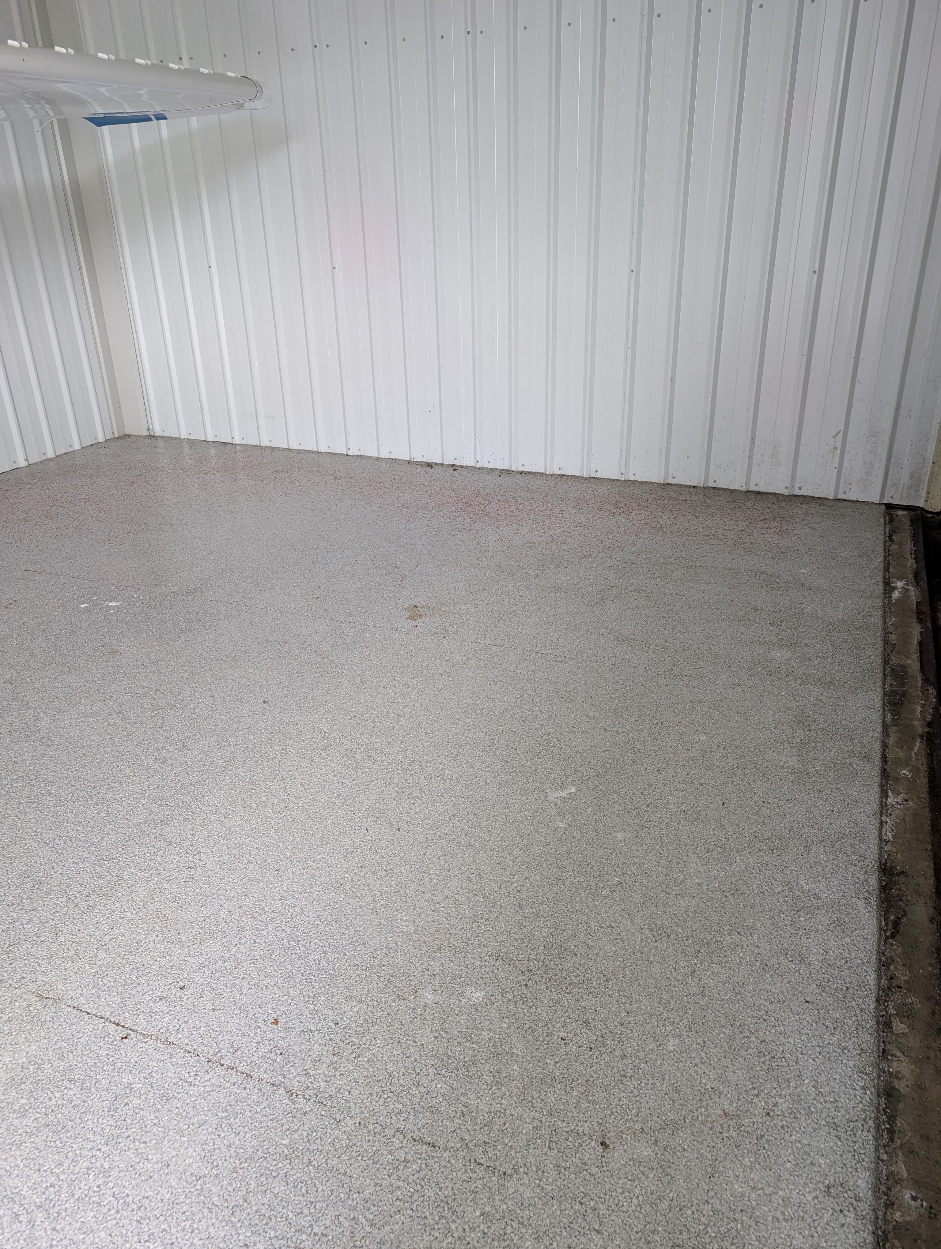 T Hangar KPWT for rent 3