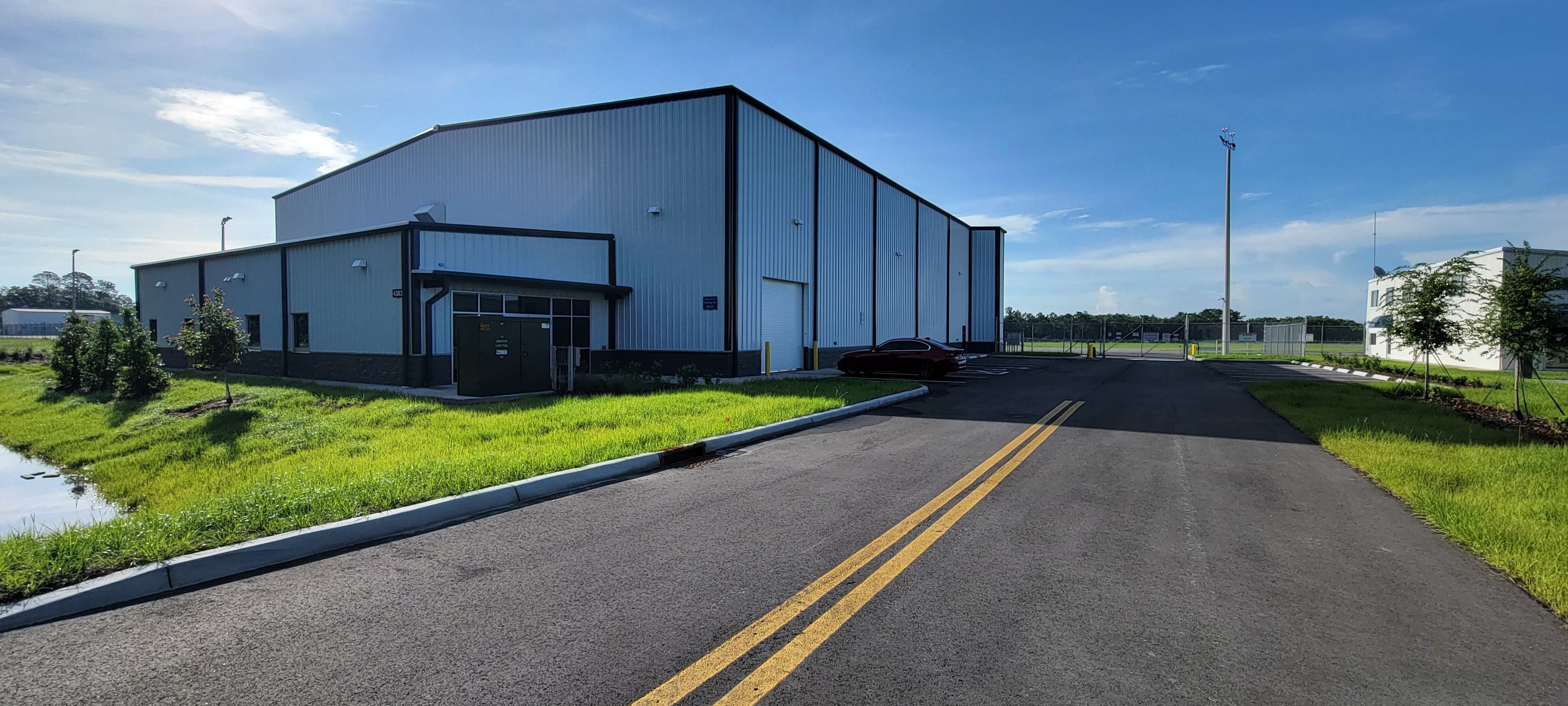 Gainesville Executive Hangar and Office - FOR LEASE 2