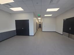 hangar popup image 4