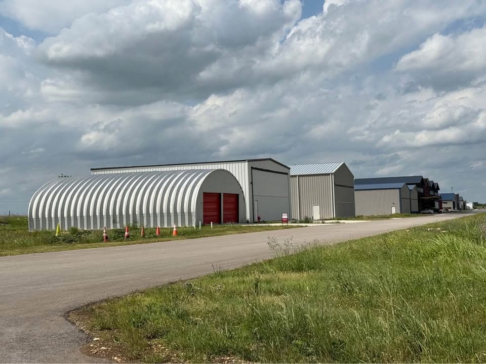40 by 50 ft Quonset-Style Hanger- Salado Airport Lot and Hanger Amy Ogden 830-388-0041 2