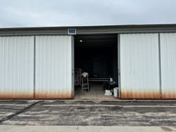 hangar popup image 5