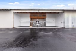 hangar popup image 15