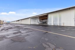 hangar popup image 4