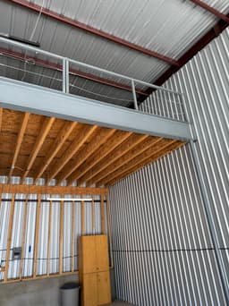 hangar popup image 6