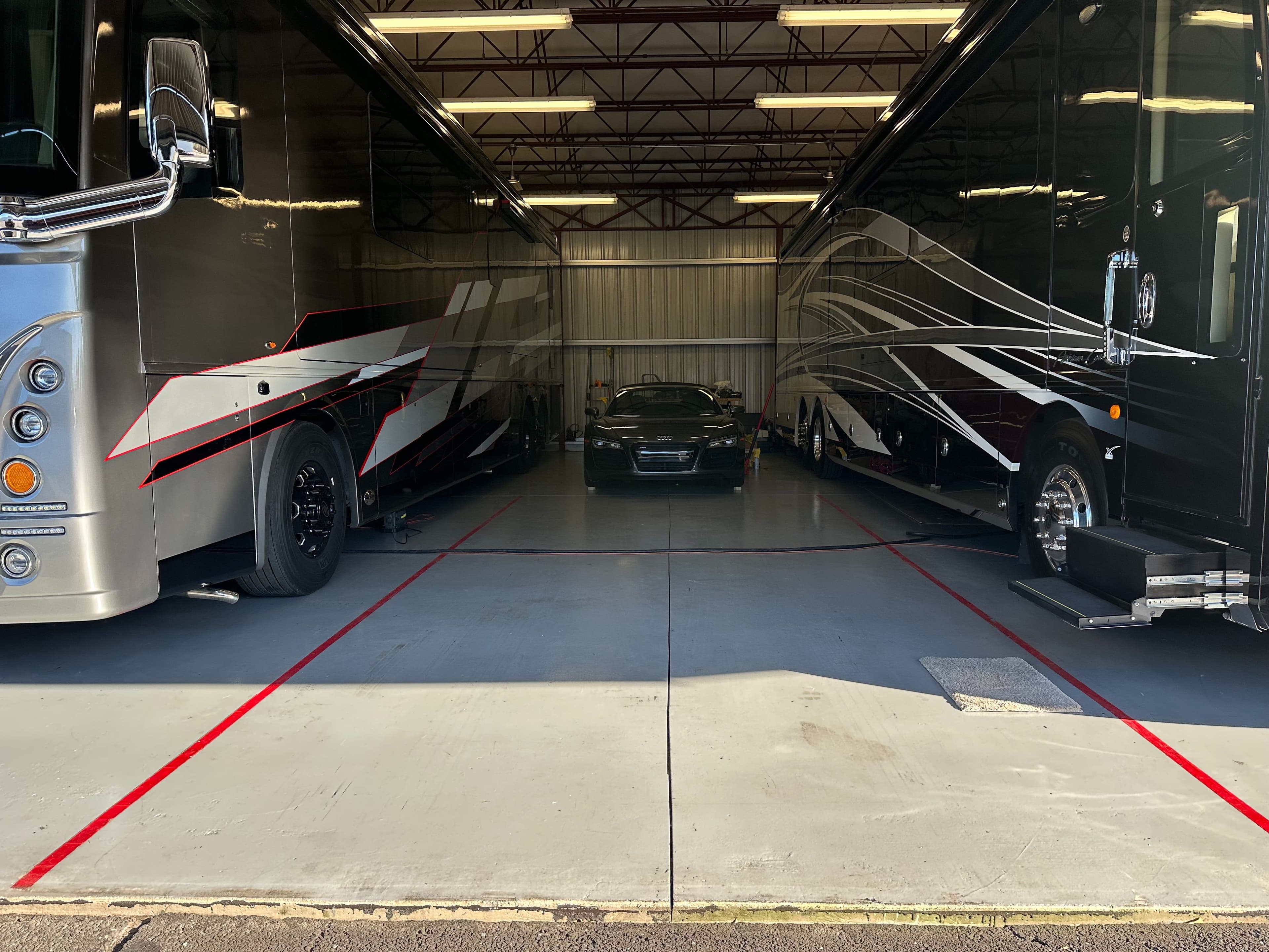 KTTN  50 X 42 Hanger 4