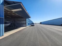 hangar popup image 3