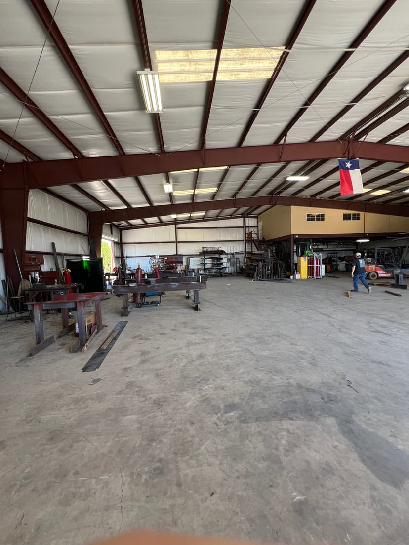 hangar popup image 2