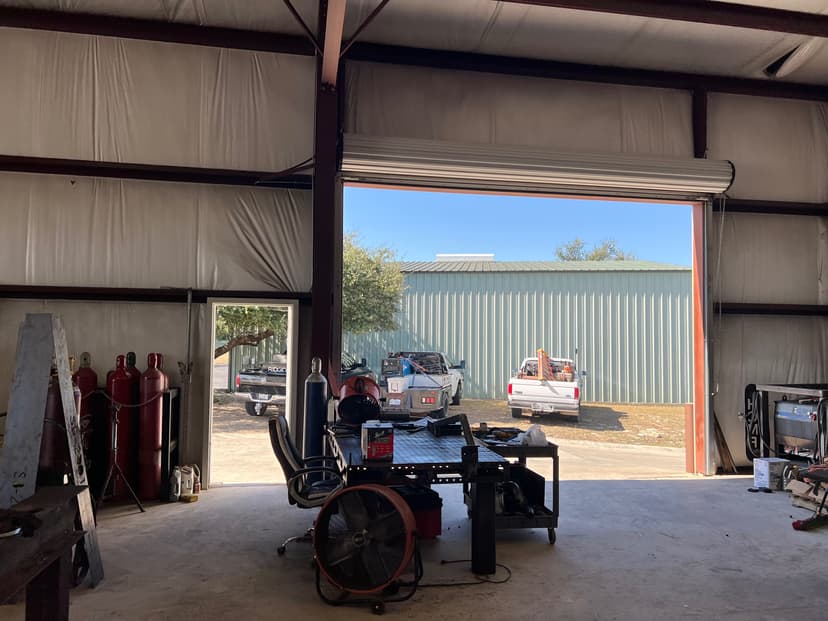 hangar popup image 7