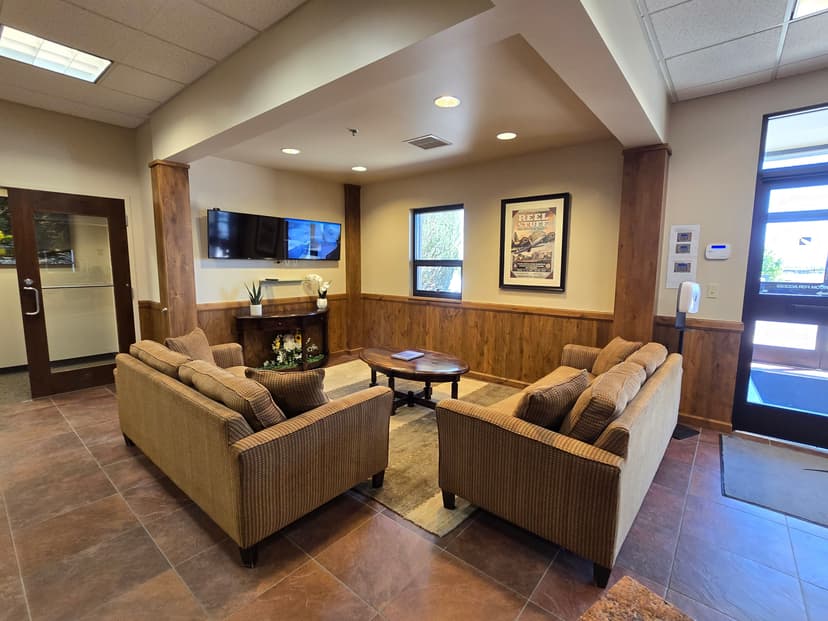 hangar popup image 3