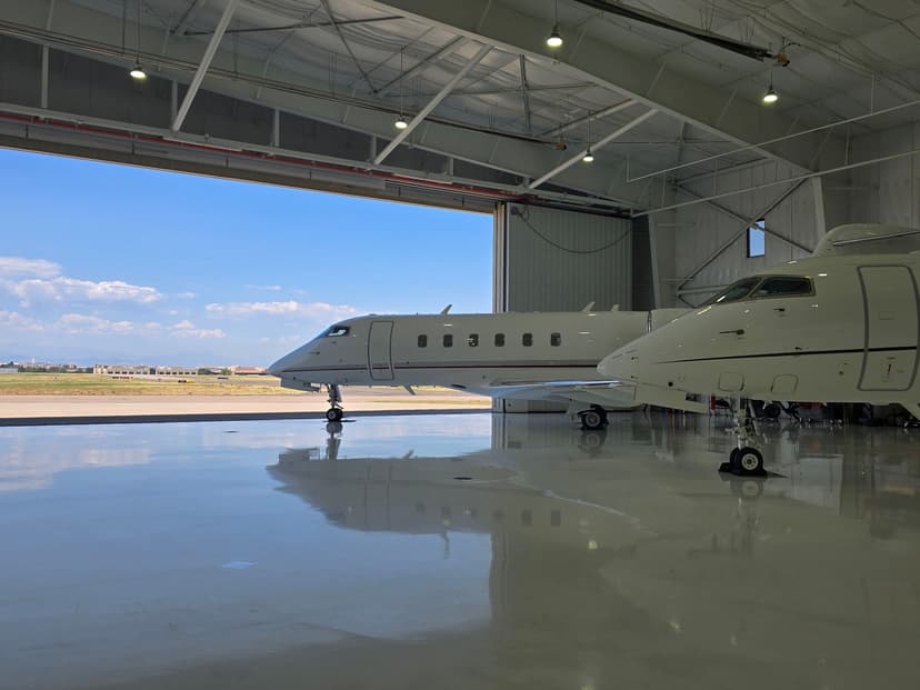 hangar popup image 4