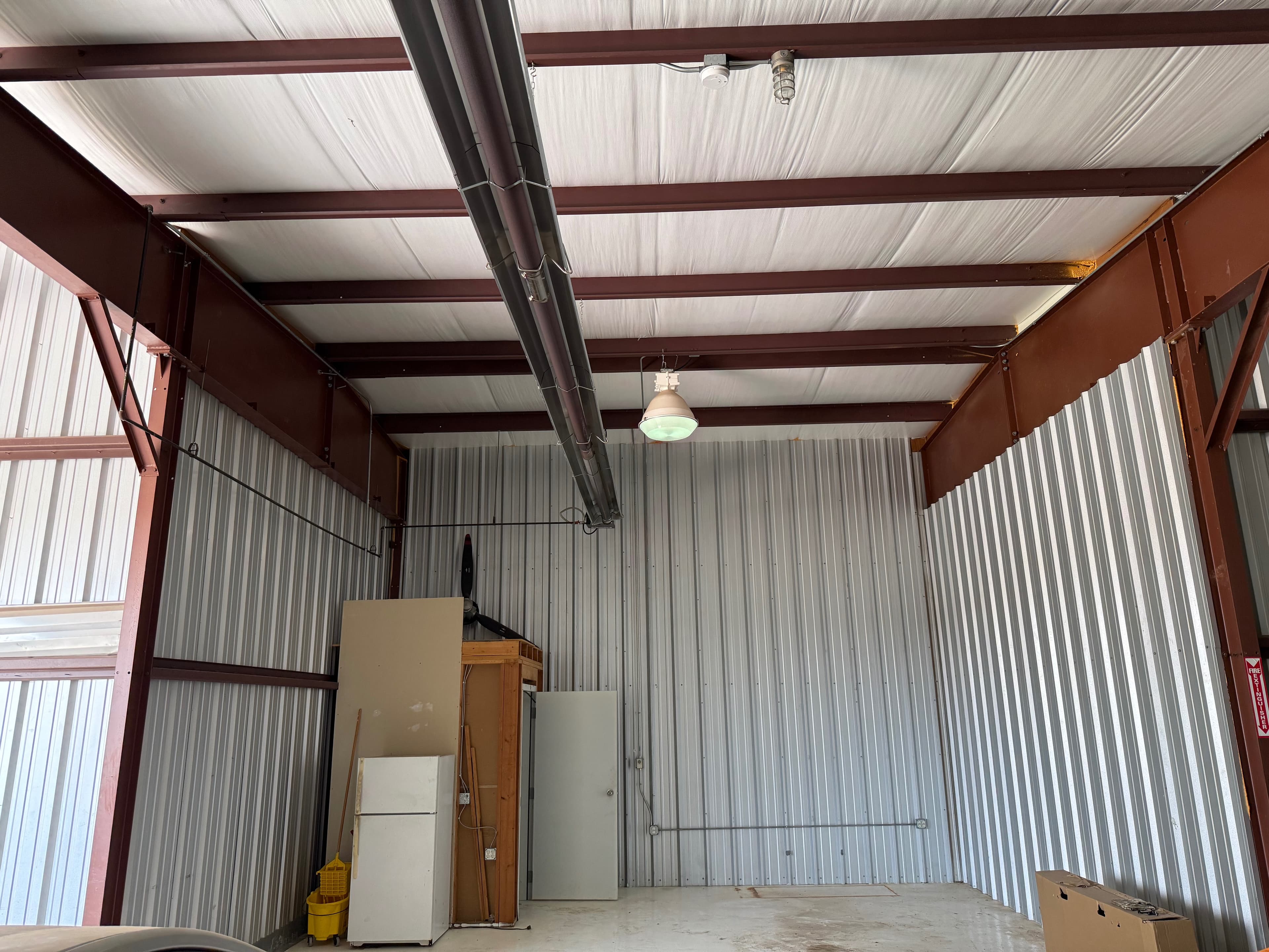 T Hangar with End Unit 4