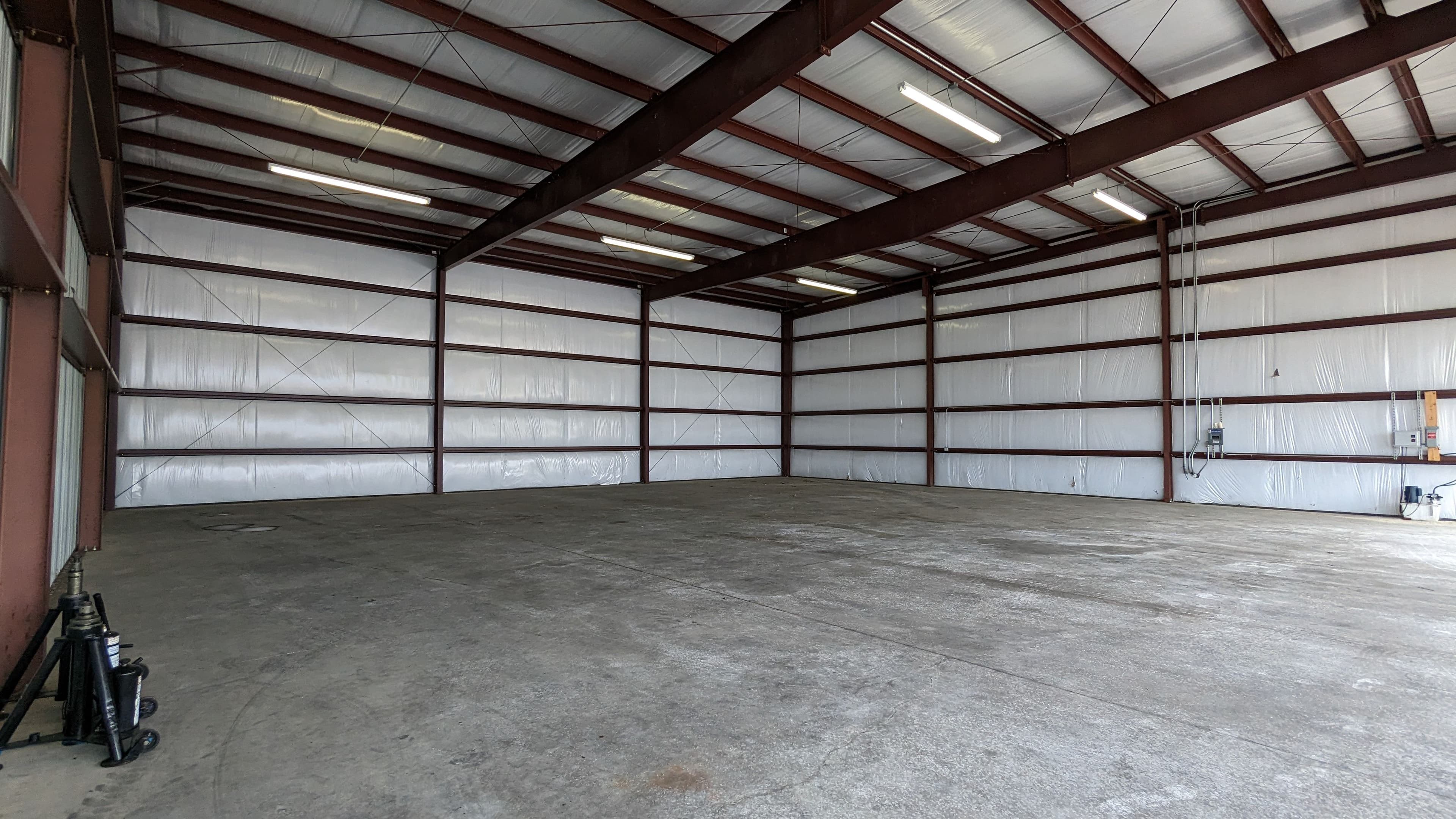 5400sf hangar 1