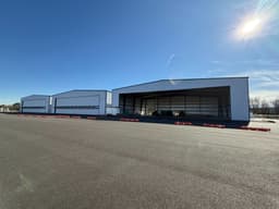 hangar popup image 2