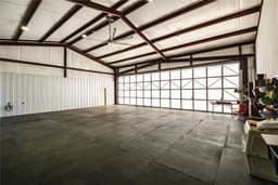 hangar popup image 11