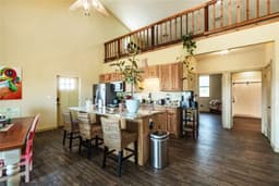 hangar popup image 4