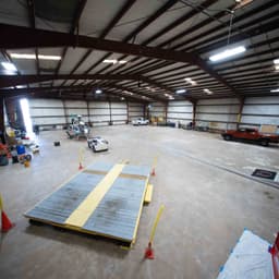 KSAT Premium Hangar Space Available thumbnail 8