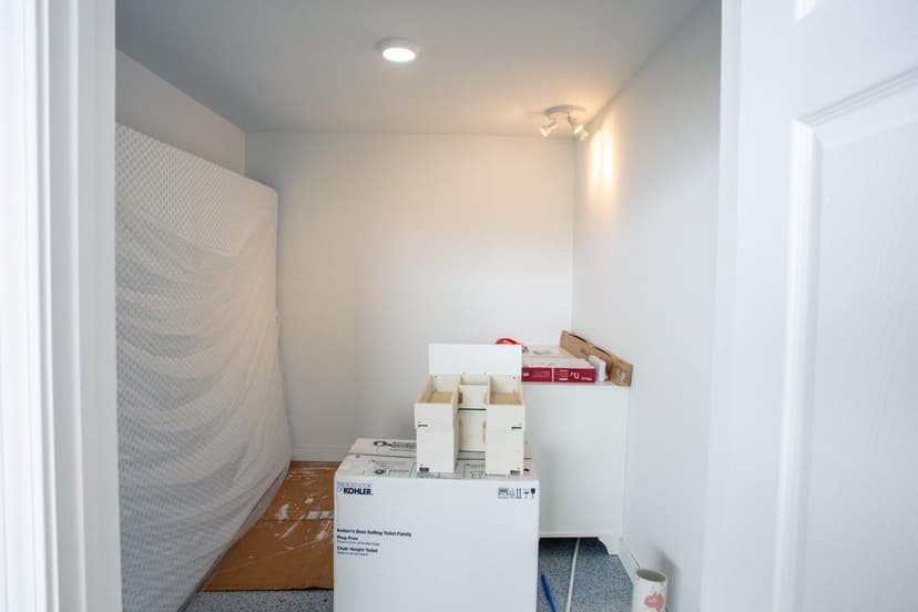 hangar popup image 8