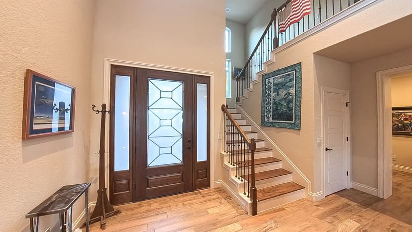 hangar popup image 10